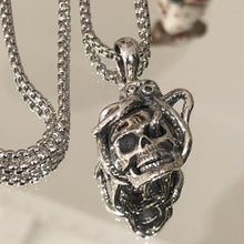 Load image into Gallery viewer, 925 Hallmarked Sterling Silver Skull & Silver Colour Octopus Head Pendant