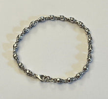 Load image into Gallery viewer, Mens & Ladies 925 Hallmarked Sterling Silver Skull Bracelet Bangle