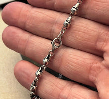 Load image into Gallery viewer, Mens & Ladies 925 Hallmarked Sterling Silver Skull Bracelet Bangle