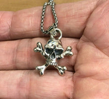 Load image into Gallery viewer, 925 Hallmarked Sterling Silver Skull & Crossbones Pendant