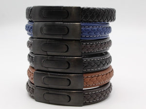 Men's Leather Bracelet/Wristband With Brushed Matt Black Spring Clasp