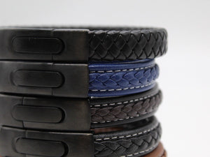 Men's Leather Bracelet/Wristband With Brushed Matt Black Spring Clasp