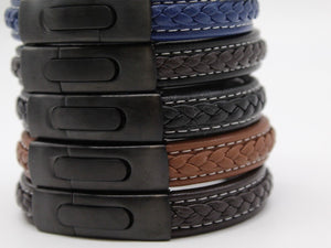 Men's Leather Bracelet/Wristband With Brushed Matt Black Spring Clasp