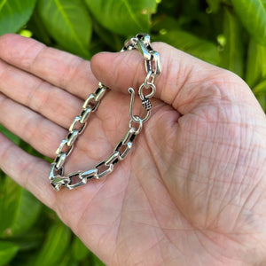 Hallmarked  925 Sterling Silver Bracelet with hook fastener