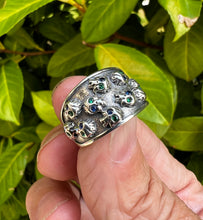 Load image into Gallery viewer, 925 Sterling Silver Heavy Green Eyed Skull Ring Adjustable Size