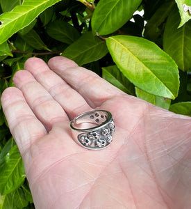 925 Sterling Silver Heavy Green Eyed Skull Ring Adjustable Size