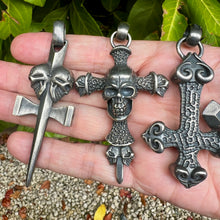 Load image into Gallery viewer, Heavy Oxidised Solid 925 Sterling Silver Skull Cross