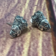 Load image into Gallery viewer, One pair 925 Sterling  Silver Skull Crown  earrings with stone eyes