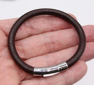 Men Cowhide Leather Bracelet Wristband With Chrome Metal Button Clasp