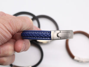 Men's Leather Bracelet/Wristband With Brushed Metal Spring Clasp