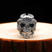 Load image into Gallery viewer, 925 Hallmarked Sterling Silver Carved Sugar Open Skull