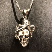 Load image into Gallery viewer, 925 Hallmarked Sterling Silver Skull &amp; Silver Colour Octopus Head Pendant