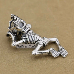 925 Hallmarked Sterling Silver Relaxing Skeleton Skull Pendant Necklace