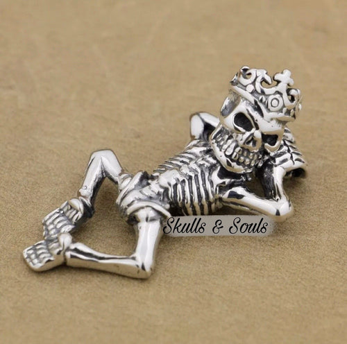 925 Hallmarked Sterling Silver Relaxing Skeleton Skull Pendant Necklace