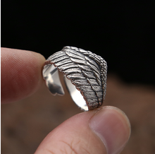 Load image into Gallery viewer, Resizeable 925 Sterling Silver Angel Feather Wings Bird Wing Wrap Around Ring