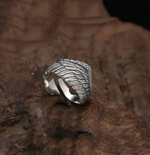 Load image into Gallery viewer, Resizeable 925 Sterling Silver Angel Feather Wings Bird Wing Wrap Around Ring