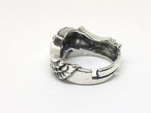 Load image into Gallery viewer, Wing Skull Ring