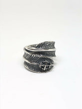 Load image into Gallery viewer, 925 Sterling  Hallmarked Silver Feather leaf Resizeable Ring With Fleur Design