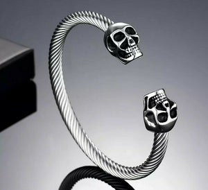 Mens or Ladies Stainless Steel Braided Adjustable Skull End Cuff Bangle Bracelet In Silver or Black