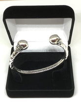 Load image into Gallery viewer, Solid Heavy 925 Hallmarked Sterling Silver Skull Bangle 73g