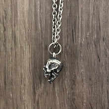 Load image into Gallery viewer, Oxidised Skull Pendant