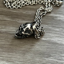 Load image into Gallery viewer, Oxidised Skull Pendant