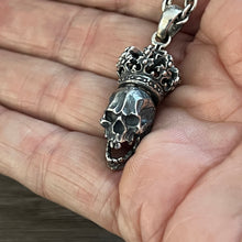 Load image into Gallery viewer, Oxidised Skull With Crown Pendant