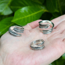 Load image into Gallery viewer, Sterling Silver 925 Feather Vintage Style Adjustable Rings