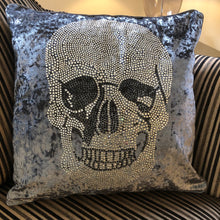 Load image into Gallery viewer, Large Skull Cushion