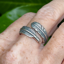 Load image into Gallery viewer, Sterling Silver 925 Leaf Feather Vintage Style Ring Adjustable P- Y