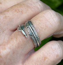 Load image into Gallery viewer, Sterling Silver 925 Leaf Feather Vintage Style Ring Adjustable P- Y