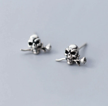 Load image into Gallery viewer, One pair 925 Sterling Silver Skull With Silver Rose Earrings