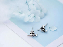 Load image into Gallery viewer, One pair 925 Sterling Silver Skull With Silver Rose Earrings